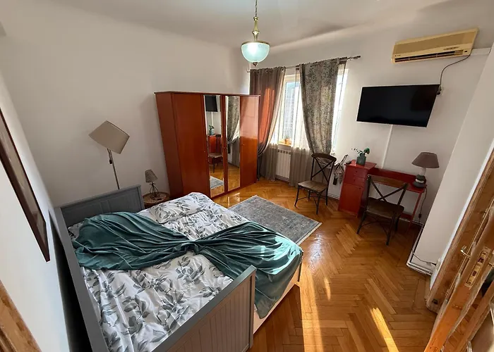 Vintage Apartment Bucureşti